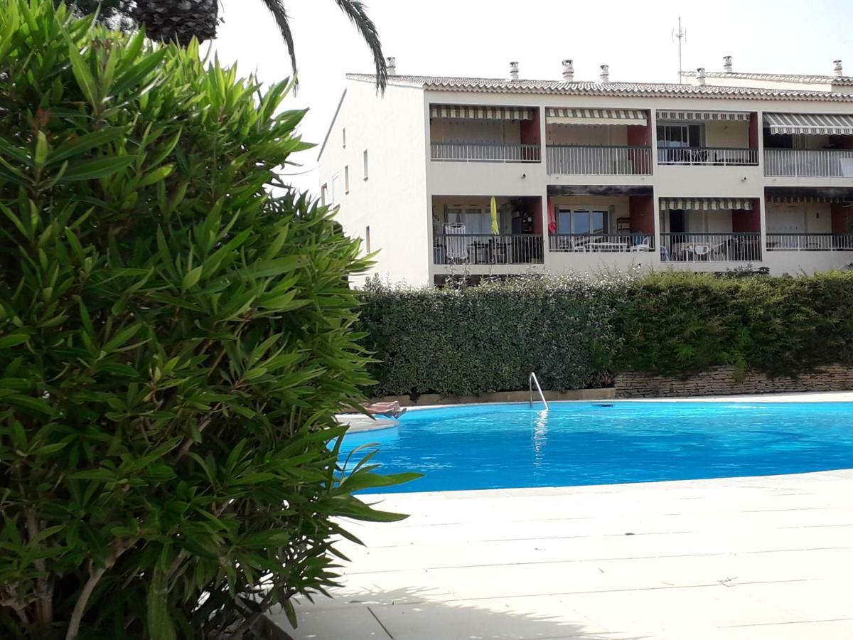 Bandol Nature Et Loisirs: Parking/ Piscine 외부 사진